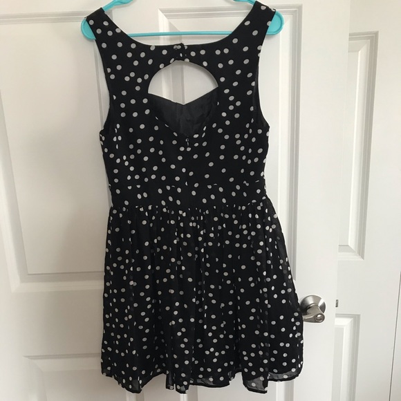 F21 Sweetheart polka dot chiffon like mini dress - Picture 2 of 3